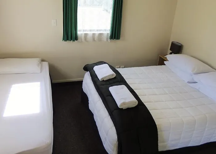 Holdens Bay 3* Rotorua
